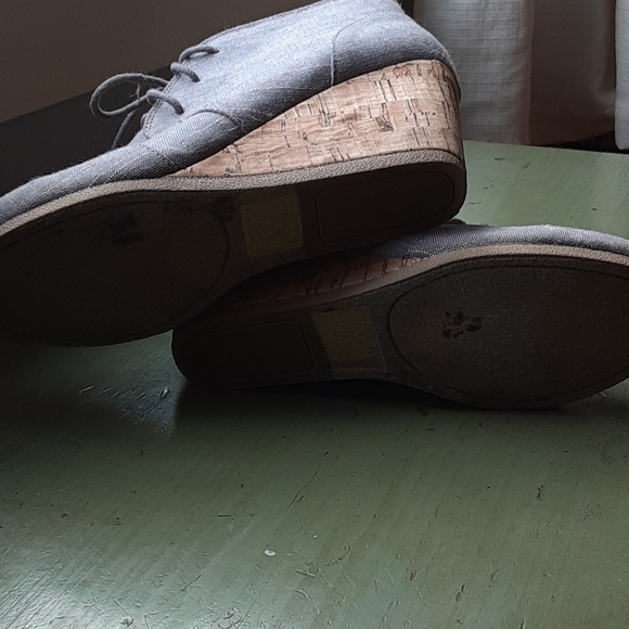 Soda gray booties. - Picture 6 of 7